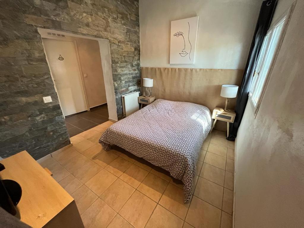 Готель Casa Gecko Vilajuiga Екстер'єр фото